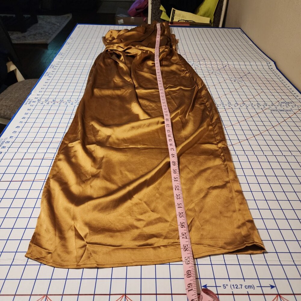 Petal & Pup Gold Satin One-Shoulder Maxi Dress - Picture 3 of 9